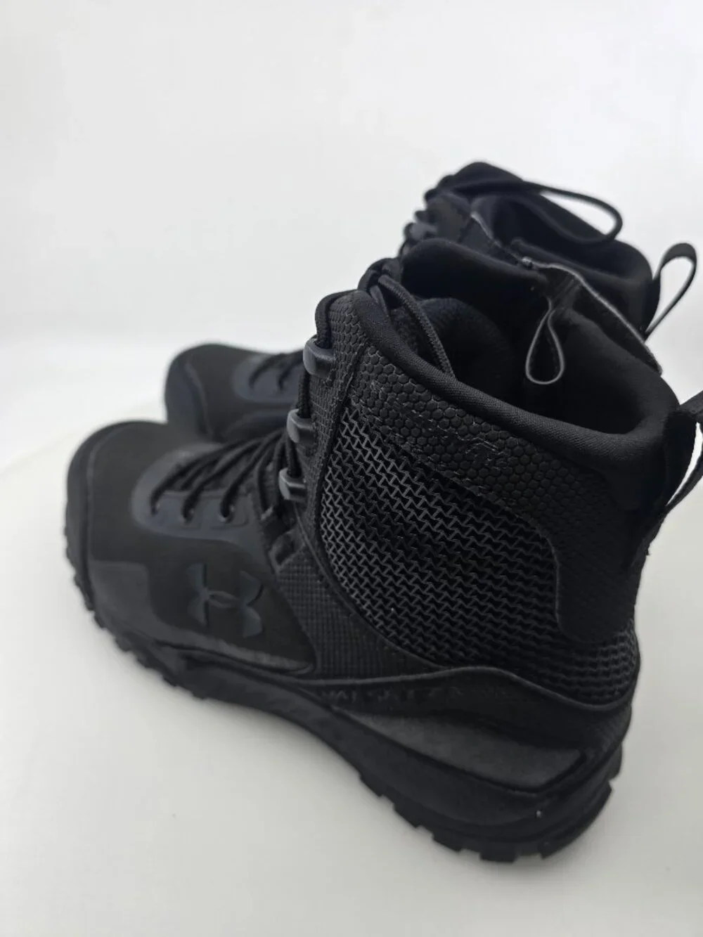 UNDER ARMOUR Valsetz RTS 1.5 SHOE SIZE 9
